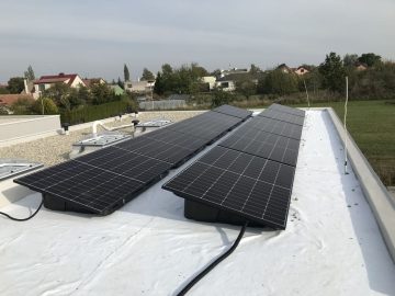 Kamenný Újezd 15 kWp + 46,4 kWh