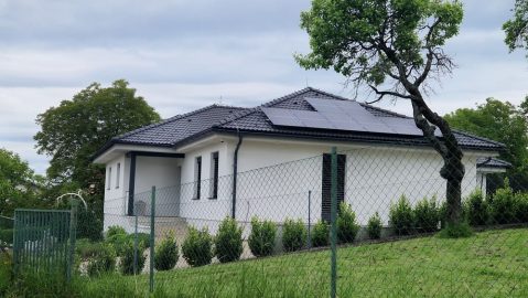 Kamenný Újezd 10kWp + 46,4 kWh